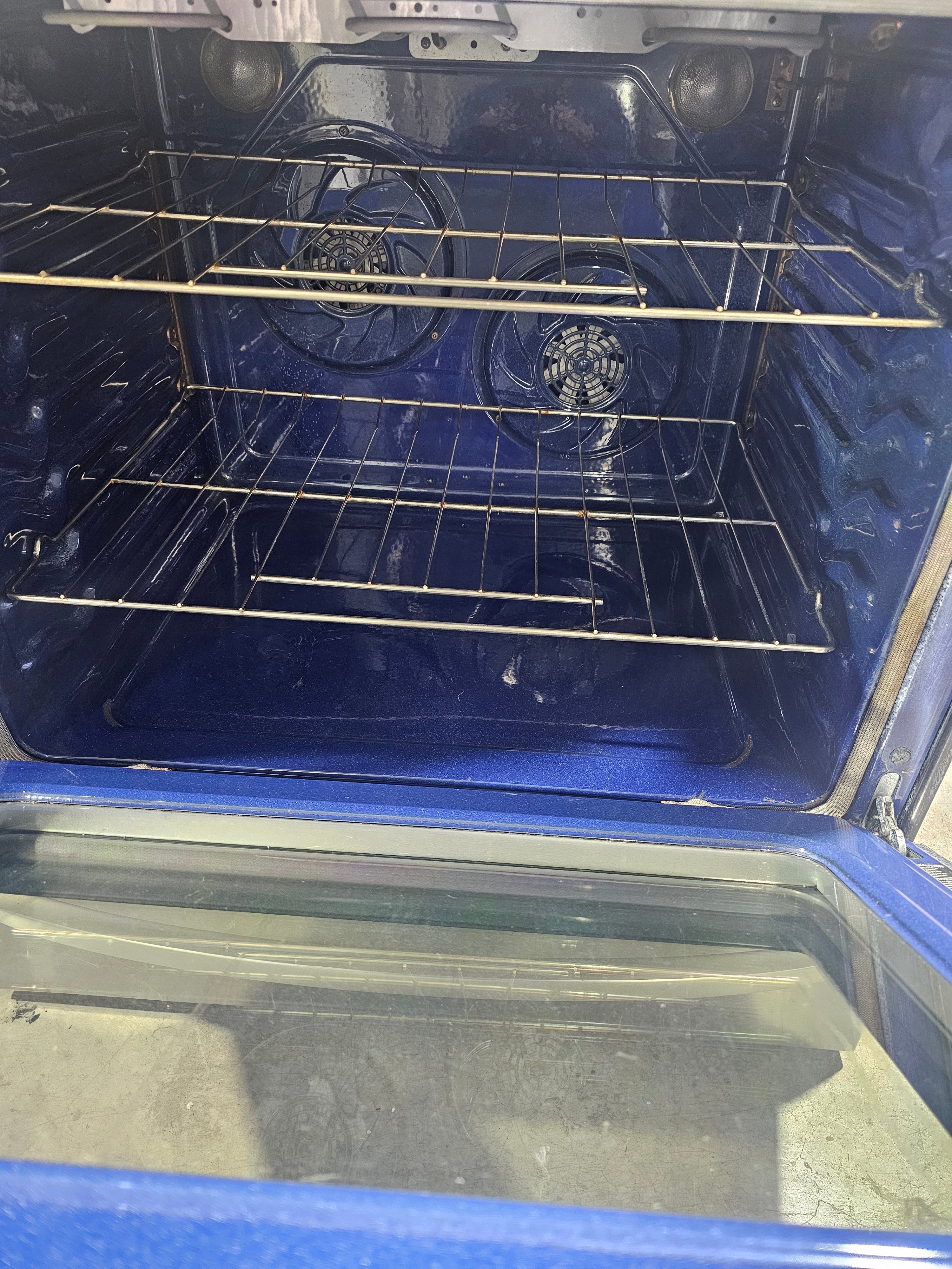 Cuisinière LG haute gamme à conviction