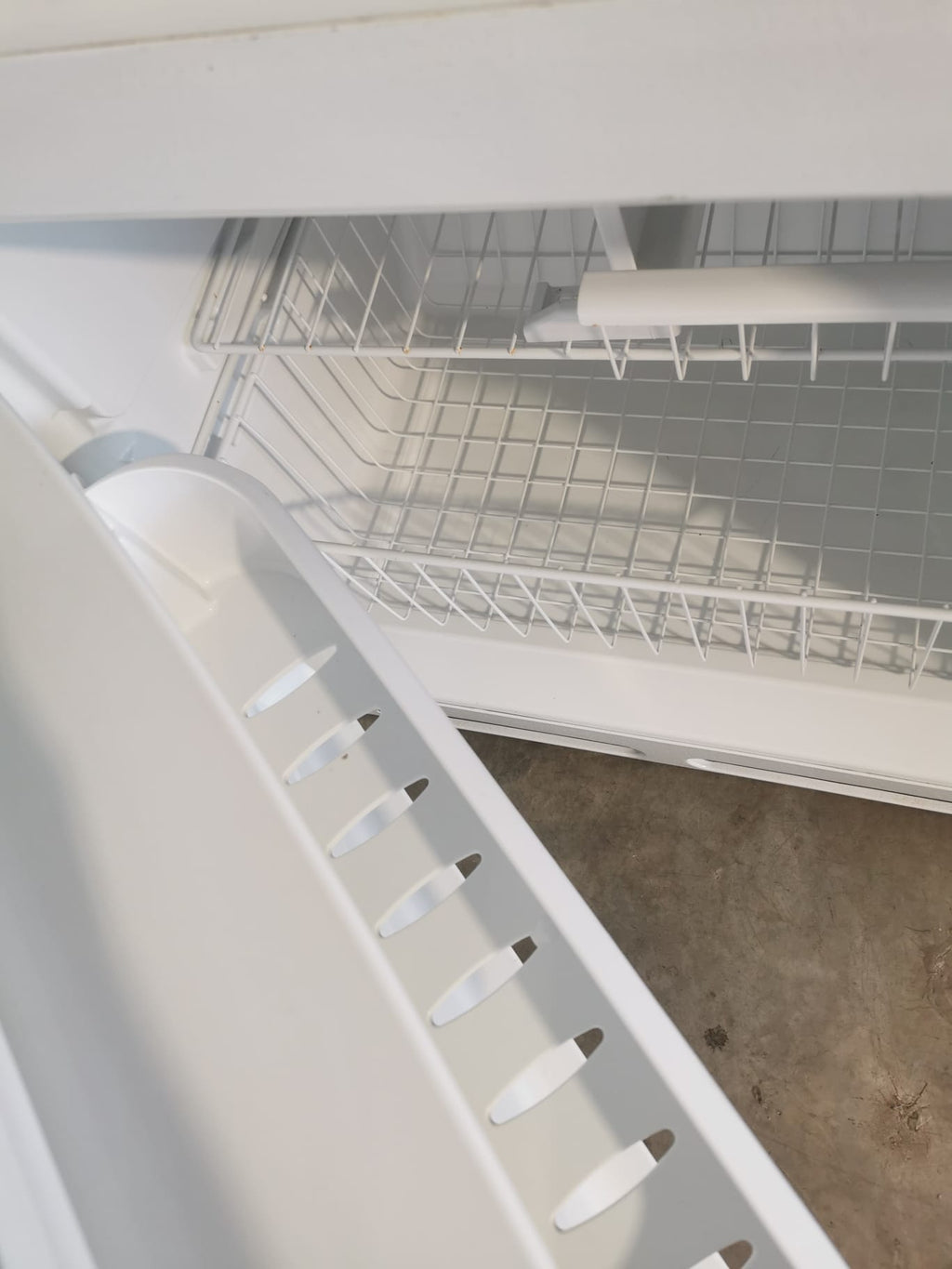 Refrigerateur amana congelateur en bas 30×65