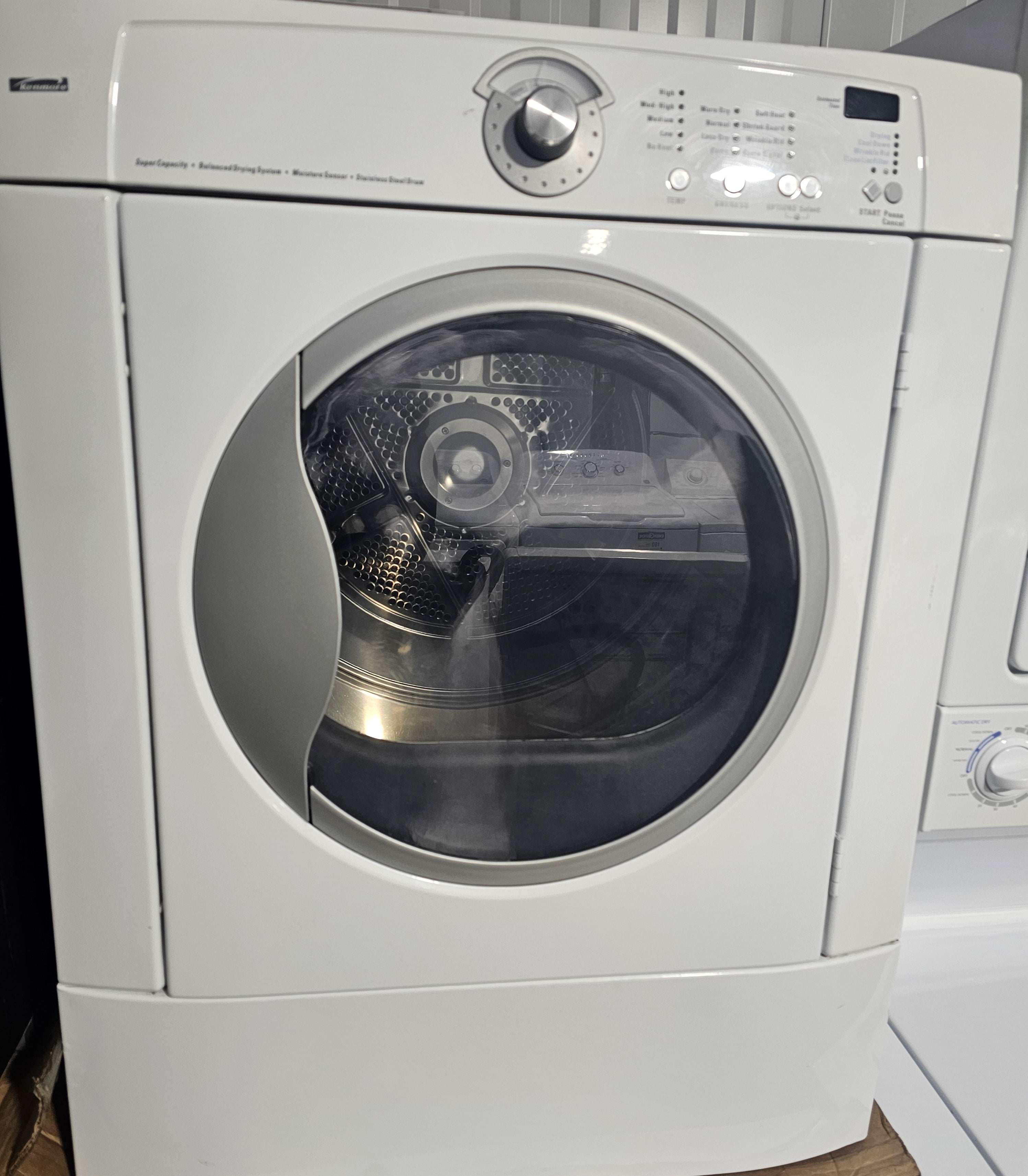 Sécheuse marque frigidaire