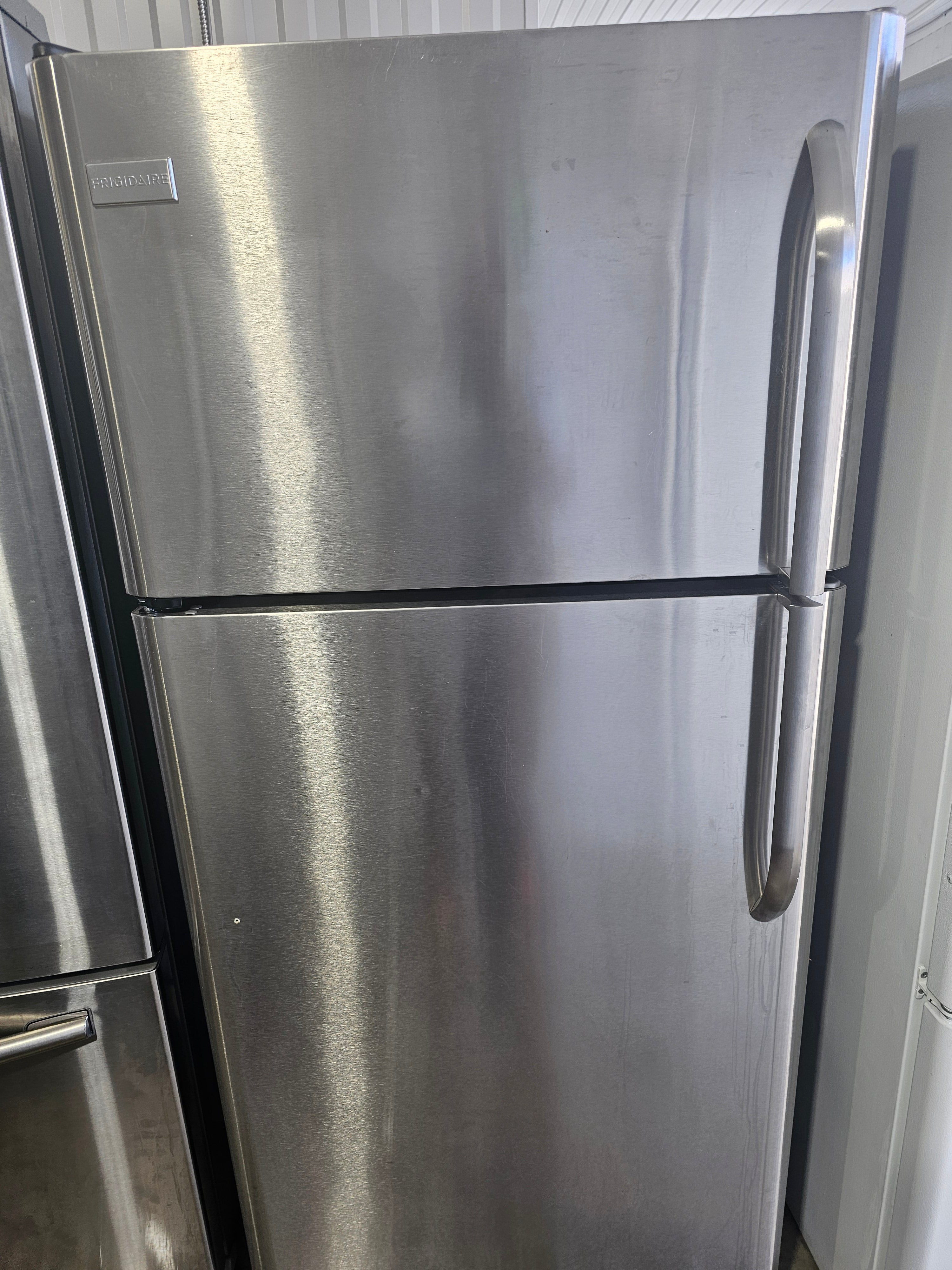 Frigidaire en stainless 30" reconditioner
