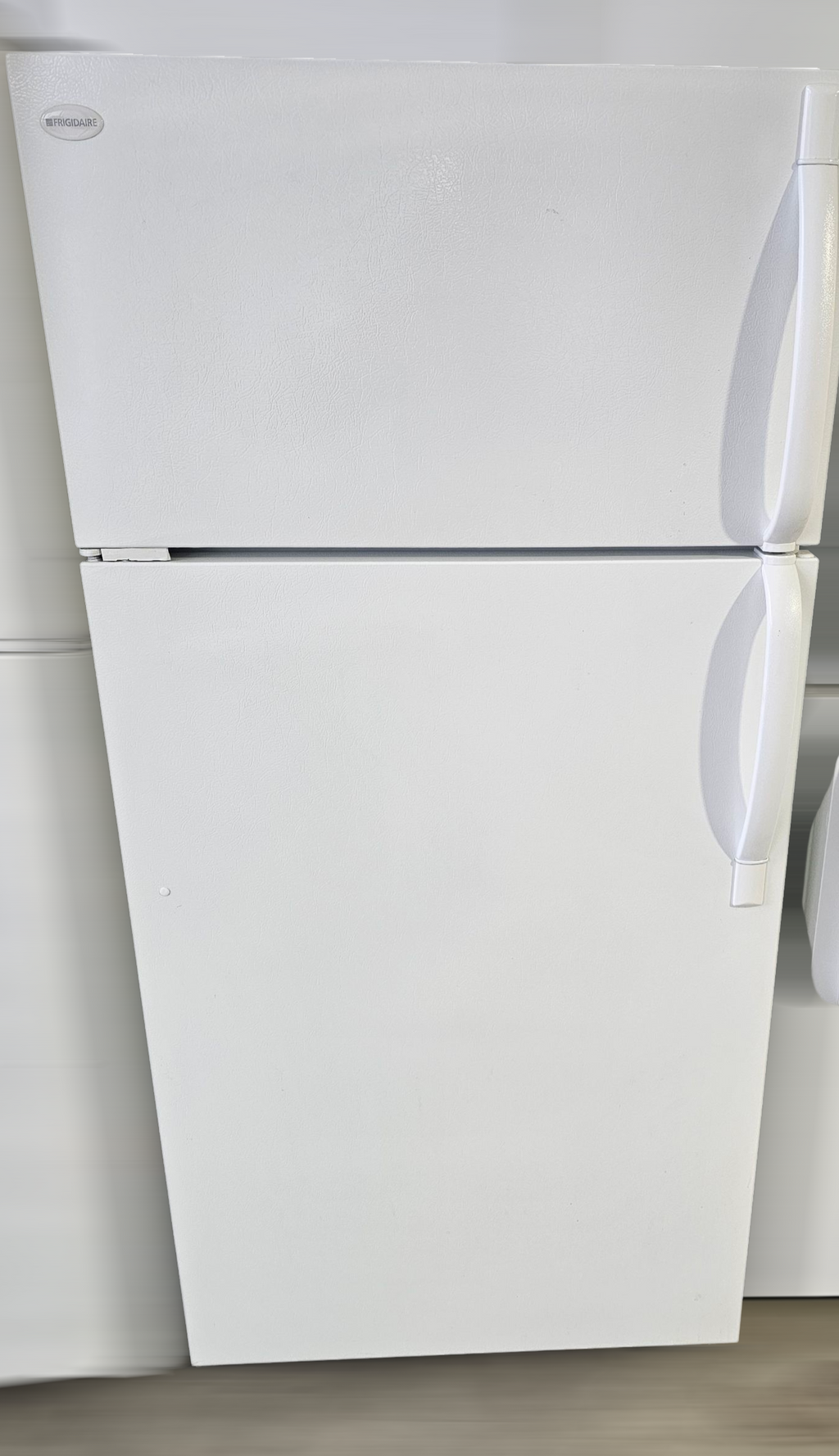 Réfrigérateur marque frigidaire 30×65